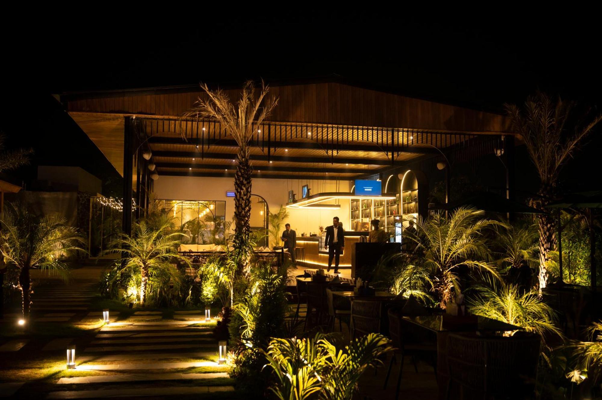 Vintclub Resort Lucknow Exterior photo